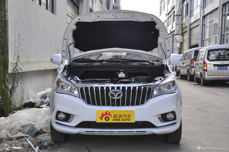 2016款英致727 1.5L手动商务版