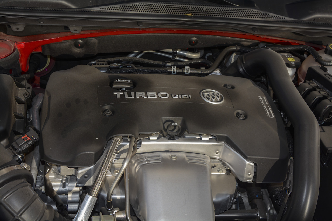 2017款君威2.0T自动尊贵型28T