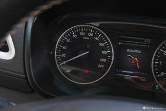 2018款斯威X7 1.5T手动豪华型7座