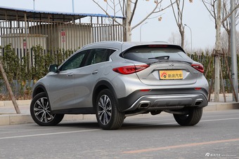 2017款英菲尼迪QX30 2.0T自动四驱极限版