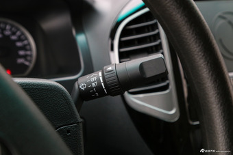 2017款菱智M3L改款1.6L手动7座标准型