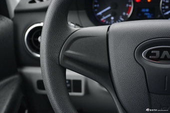 2018款瑞风M3 1.6L手动速运版7座