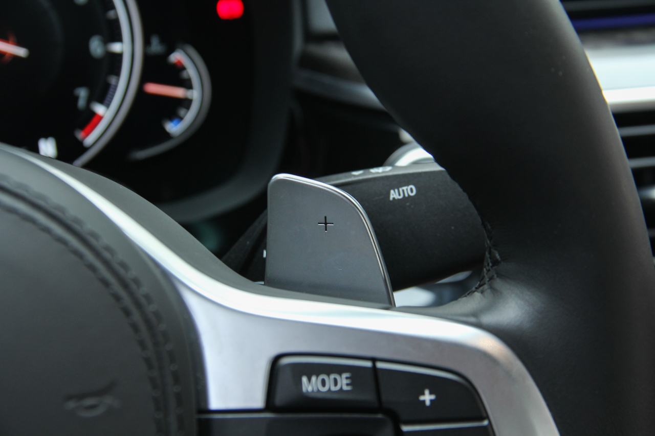 2018款宝马5系2.0T自动530Li领先型 M运动套装