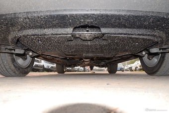 2017款奔腾X80 2.0L自动精英型