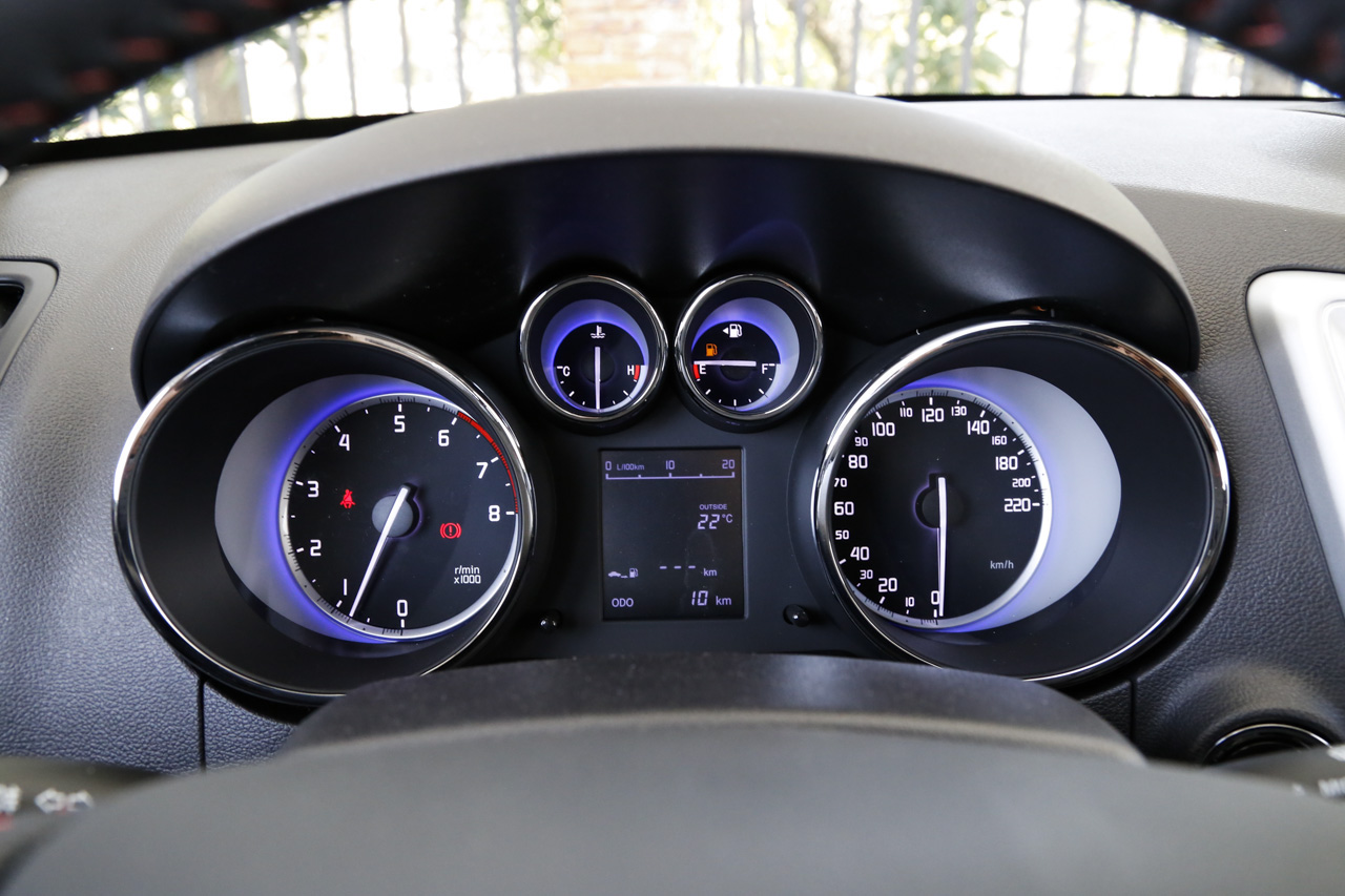 2016款CS35 1.6L手动尊贵型国V