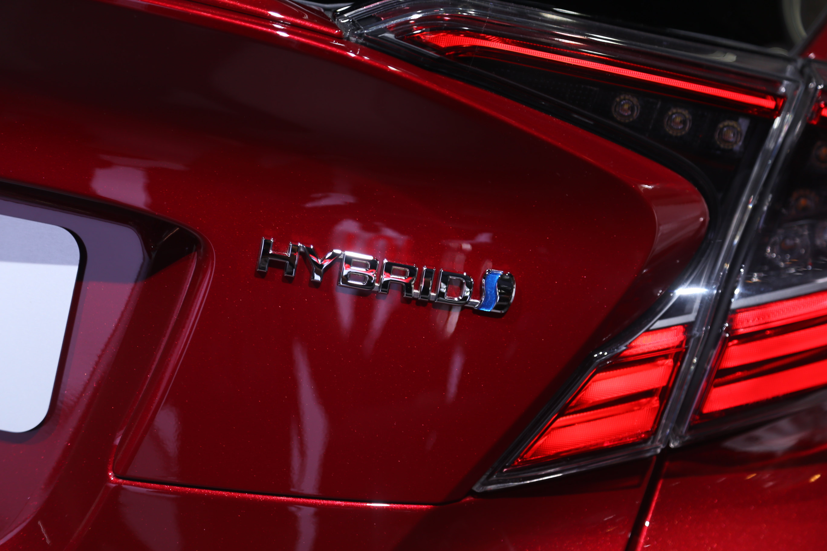 法兰克福车展 丰田C-HR亮相 造型很讨喜