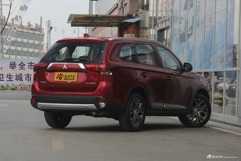 2018款欧蓝德2.0L自动两驱嘉乐版7座