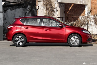 2016款新骐达 1.6L自动智行版