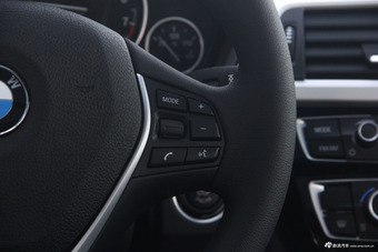 2017款宝马3系GT 2.0L自动320i时尚型