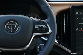 2018款中华V7 1.6T自动豪华型5座280T