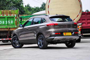 2015款猎豹CS10 2.0T手动风尚版 迪拜金