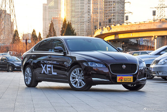 2017款捷豹XFL 2.0T自动240PS奢华版