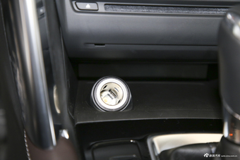 2018款马自达CX-4 2.0L自动两驱蓝天品位版