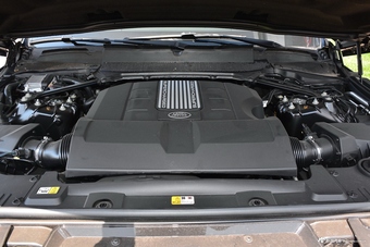 2018款揽胜运动版3.0自动V6 HSE Dynamic