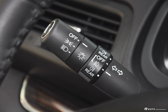 2015款CR-V 2.4L自动四驱尊贵版