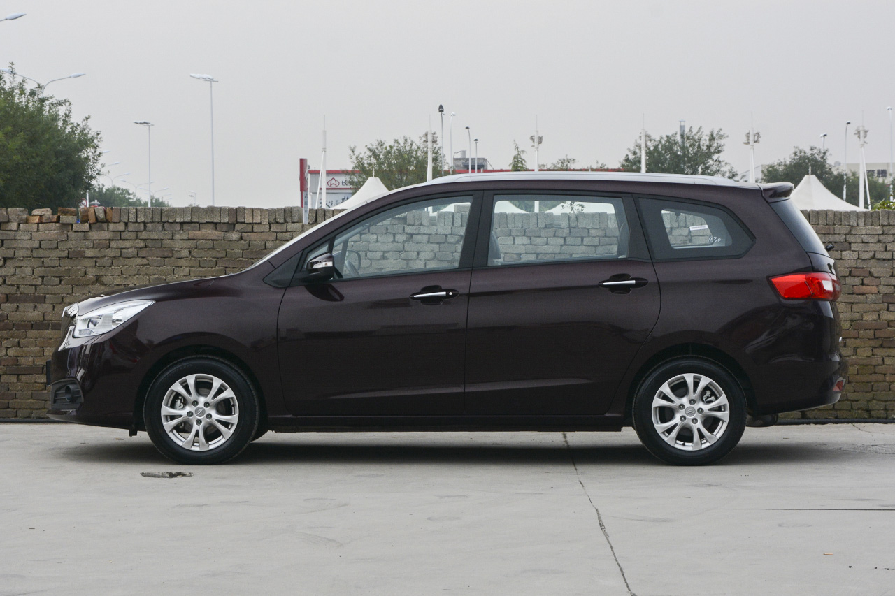 2017福美来七座版1.5T自动超值型7座