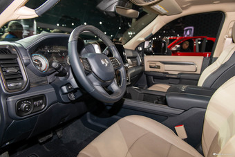 实拍全新道奇Ram 2500 HD 史上最能干的重型皮卡