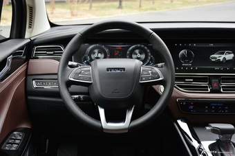 2018款君马S70 1.5T自动旗舰运动型