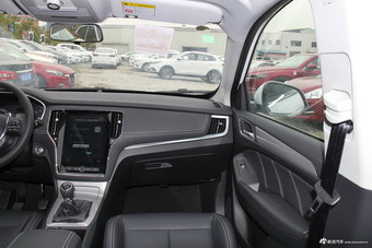 2018款荣威RX5 1.5T 20T手动两驱互联网智尊版