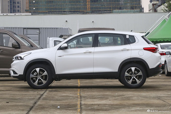 2016款瑞虎7 1.5T手动耀目版