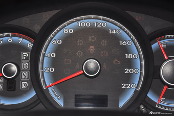 2016款骏派D60 1.8L自动舒适型