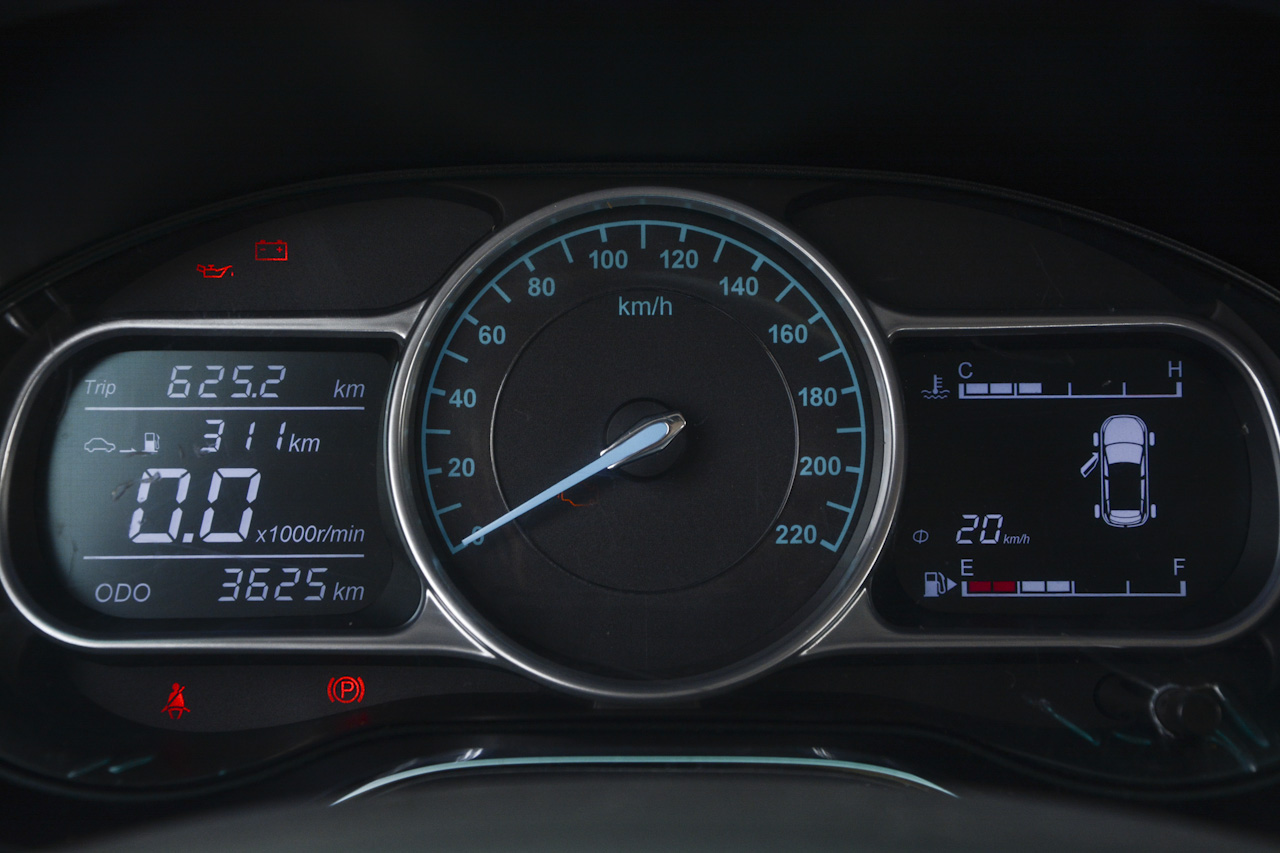 2017款斯威X3 1.5T手动时尚型