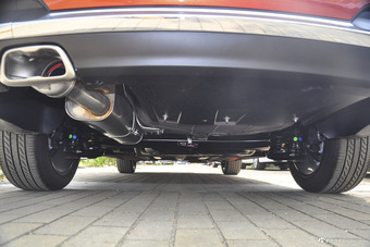 2016款雪铁龙C4L 1.6T自动精英型