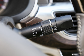 2016款传祺GA8 2.0T自动豪华版320T