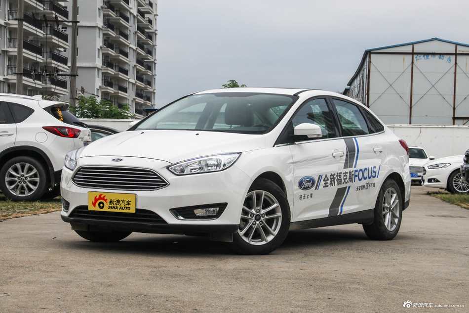 2018款福克斯三厢1.5T自动精英型EcoBoost 180