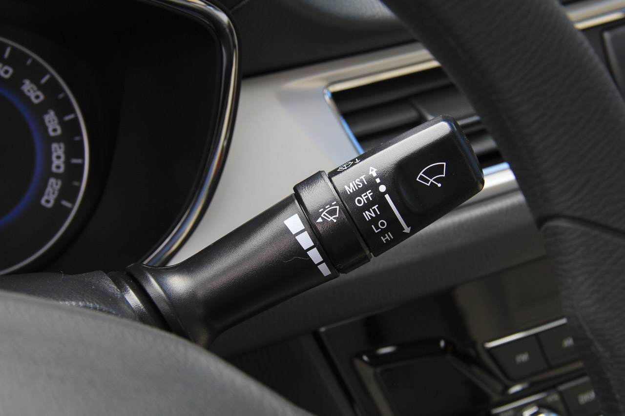 2016款悦翔V7 1.6L手动乐享型国V