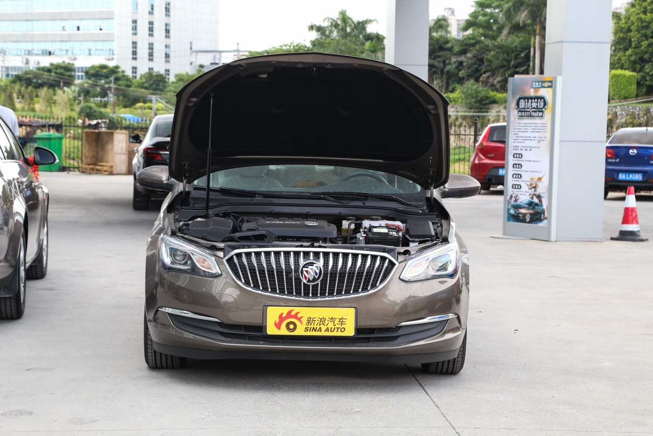 2016款英朗1.5L自动精英型15N 托帕石棕