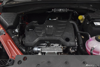 2018款荣威RX5 1.5T 20T自动两驱旗舰版