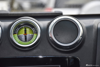 2016款北京BJ40L 2.3T自动四驱尊享版