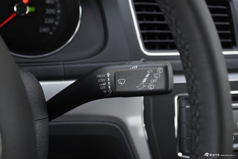 2017款朗行1.4T自动舒适版230TSI DSG