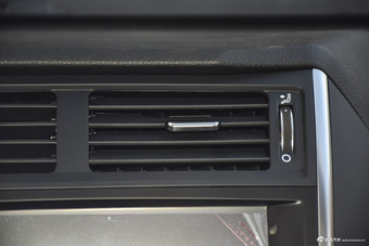 2016款陆风X5 Plus 1.5T手动创领版