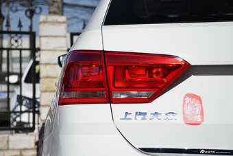 2017款朗行1.4T自动舒适版230TSI DSG