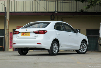 2018款荣威360 PLUS 1.5L自动豪华版