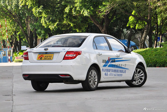 2017款吉利远景1.5L自动幸福版