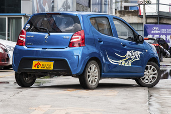 2013款奥拓1.0L手动豪华型 海沙蓝