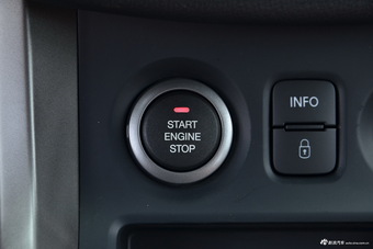 2017款海马S5强动力版1.5T自动旗舰型