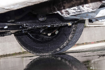 2014款雨燕1.3L手动标准型