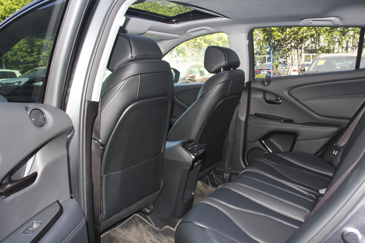 2016款讴歌CDX 1.5T自动四驱尊享版