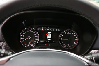 2018款中华V7 1.6T自动旗舰型5座280T