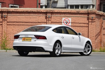 2017款奥迪A7 2.0T自动40TFSI quattro技术型