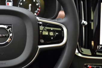 2018款沃尔沃S90 2.0T自动T5智尊版