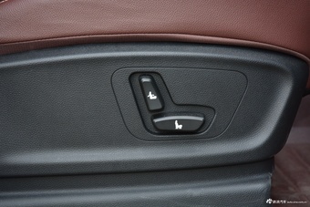 2017款宝骏560 1.5T DCT旗舰型