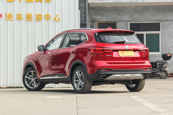 2018款名爵HS 1.5T自动两驱20T荷尔蒙劲情版