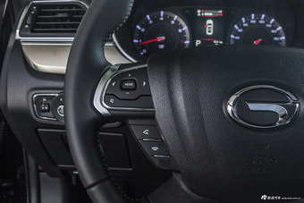 2017款传祺GA8 2.0T 320T自动至尊版