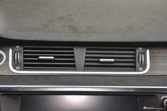 2015款陆风X7 2.0T自动全景尊贵版