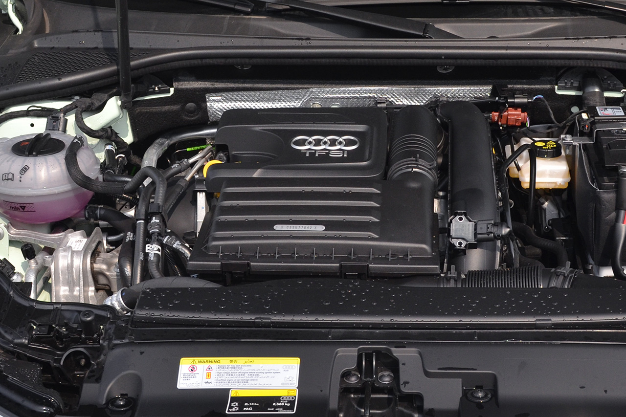 2018款奥迪A3 30周年型1.4T自动Sportback 35TFSI进取型